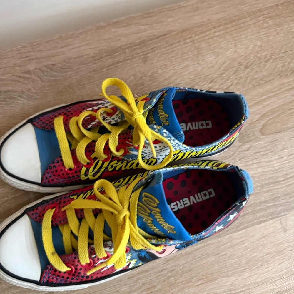 Converse Chuck Taylor All Star DC Comics Wonder Woman Low Top Sneakers - Picture 4 of 11